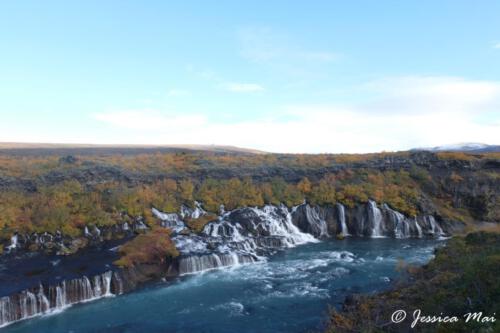04 Hraunfossar